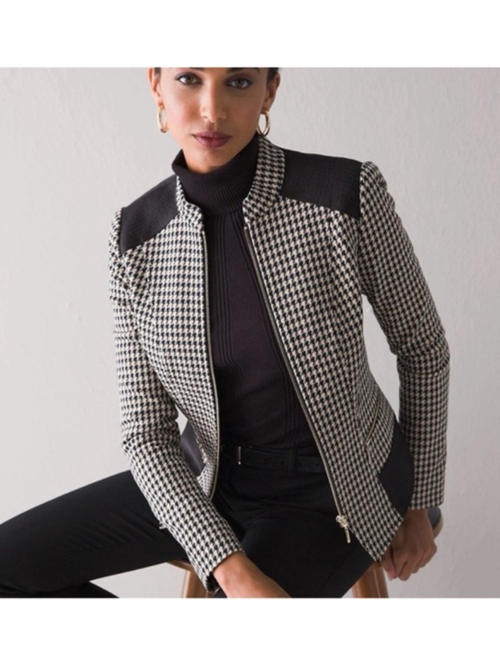 White House Black Market Houndstooth Zip Jacket – Size 00